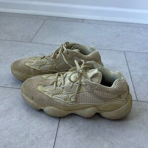Yeezy 500 - Size men’s 8.5